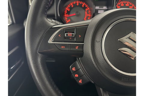 Suzuki Jimny 1.5 Style 4x4 AWD 4 Persoons Bullbar Clima Cruise Navi 15"LMV Stoelverwarming