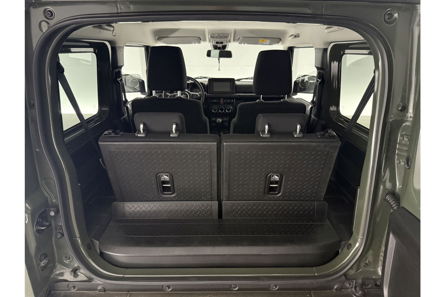 Suzuki Jimny 1.5 Style 4x4 AWD 4 Persoons Bullbar Clima Cruise Navi 15"LMV Stoelverwarming