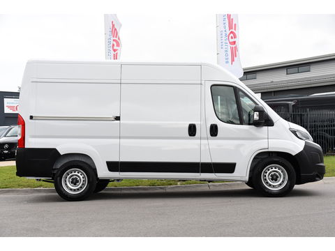 Citroën Jumper 2.2 BlueHDi 140 L2H2 3.5t Virtual, Camera, Adaptieve Cruise, 140pk, Carplay, LED, Multimedia, Automaat, NIEUW MODEL!
