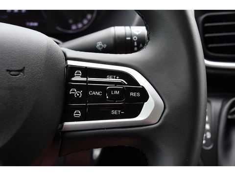 Citroën Jumper 2.2 BlueHDi 140 L2H2 3.5t Virtual, Camera, Adaptieve Cruise, 140pk, Carplay, LED, Multimedia, Automaat, NIEUW MODEL!
