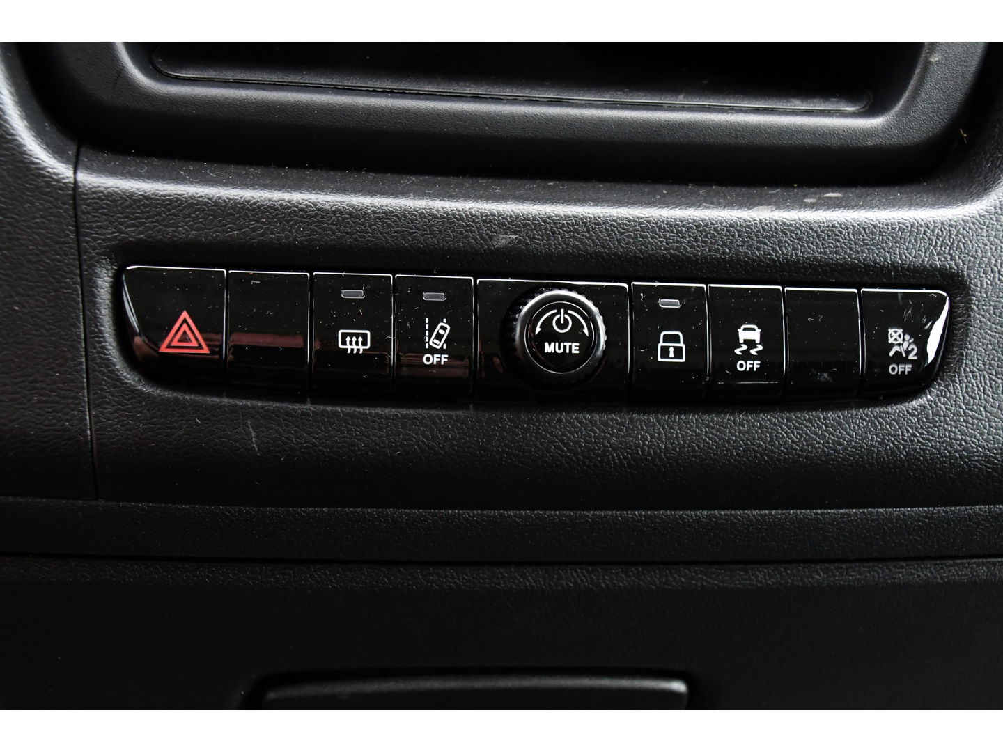 Citroën Jumper 2.2 BlueHDi 140 L2H2 3.5t Virtual, Camera, Adaptieve Cruise, 140pk, Carplay, LED, Multimedia, Automaat, NIEUW MODEL!