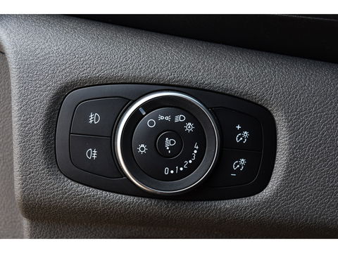 Ford Transit Custom 2.0 TDCI L1H1 Sport DC Camera, Cruise, Carplay, 170PK, Automaat, LED, 2 x Schuifdeur, Trekhaak, Leder, Uniek!
