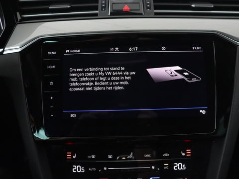 Volkswagen Passat 1.4 TSI PHEV GTE | Panoramadak | Leder | Trekhaak | Stoelverwarming | Camera | Marix LED | Massage | Virtual Cockpit | Carplay | Navigatie | Memory | Adaptive cruise