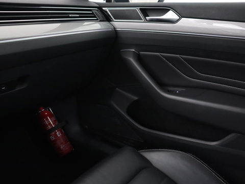 Volkswagen Passat 1.4 TSI PHEV GTE | Panoramadak | Leder | Trekhaak | Stoelverwarming | Camera | Marix LED | Massage | Virtual Cockpit | Carplay | Navigatie | Memory | Adaptive cruise