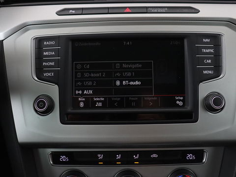 Volkswagen Passat 1.6 TDI Business Edition | Trekhaak | Full LED | Navigatie | Keyless | Parkeerhulp | Climate control | Cruise control | Bluetooth