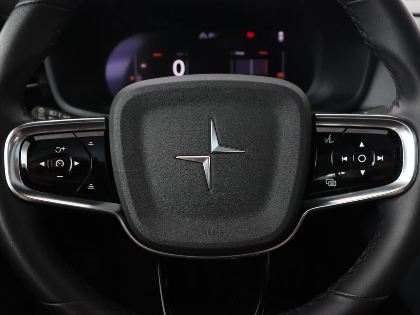Polestar 2 Long Range Dual Motor Launch Edition 78kWh | Panoramadak | Stoel & stuurverwarming | 360 camera | Adaptive cruise | Harman/Kardon | Carplay