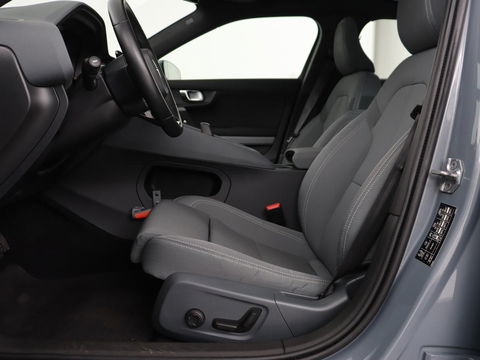 Polestar 2 Long Range Dual Motor Launch Edition 78kWh | Panoramadak | Stoel & stuurverwarming | 360 camera | Adaptive cruise | Harman/Kardon | Carplay