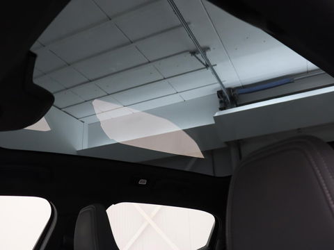 Polestar 2 Long Range Dual Motor Launch Edition 78kWh | Panoramadak | Stoel & stuurverwarming | 360 camera | Adaptive cruise | Harman/Kardon | Carplay