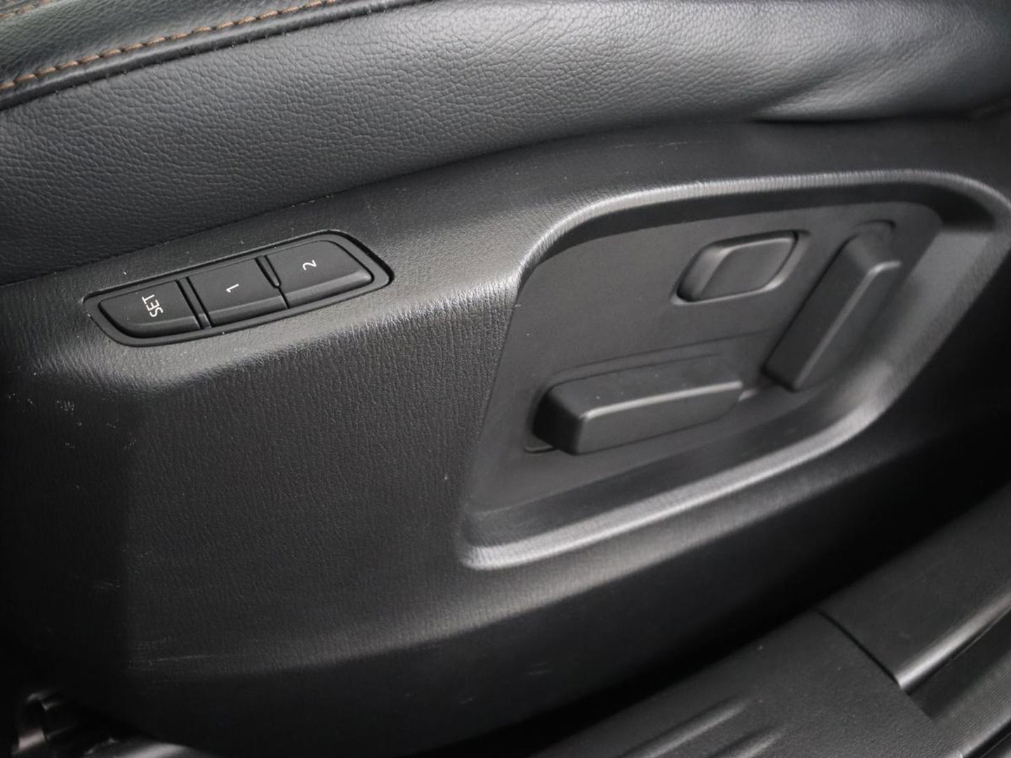 Mazda CX-5 2.0 SkyActiv-G 165 Style Selected | Trekhaak | Leder | Stoel & stuurverwarming | Head-Up | 360 Camera | BOSE Sound | Memory | Carplay | Full LED