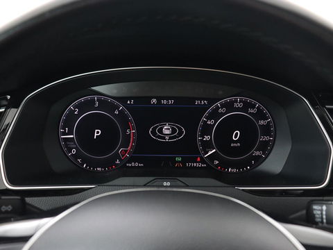 Volkswagen Arteon 2.0 TDI Elegance | Panoramadak | Stoelverwarming | Camera | Leder/Alcantara | Virtual Cockpit | Adaptive cruise | Keyless | LED Plus | Carplay | Navigatie