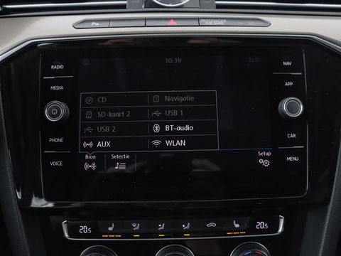 Volkswagen Arteon 2.0 TDI Elegance | Panoramadak | Stoelverwarming | Camera | Leder/Alcantara | Virtual Cockpit | Adaptive cruise | Keyless | LED Plus | Carplay | Navigatie