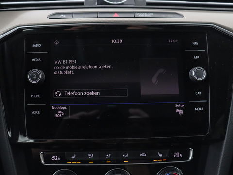 Volkswagen Arteon 2.0 TDI Elegance | Panoramadak | Stoelverwarming | Camera | Leder/Alcantara | Virtual Cockpit | Adaptive cruise | Keyless | LED Plus | Carplay | Navigatie