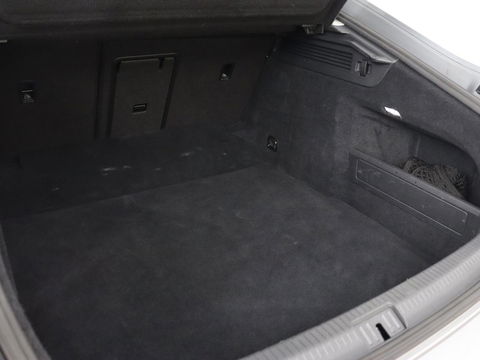 Volkswagen Arteon 2.0 TDI Elegance | Panoramadak | Stoelverwarming | Camera | Leder/Alcantara | Virtual Cockpit | Adaptive cruise | Keyless | LED Plus | Carplay | Navigatie