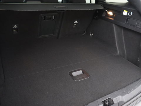 Ford Focus 1.5 EcoBoost ST Line X | Panoramadak | Trekhaak | Camera | Carplay | Digital Cockpit | Adaptive cruise | B&O Sound | Navigatie | Climate control | Keyless | Full LED