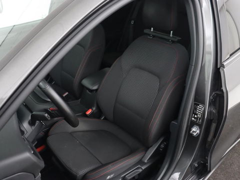 Ford Focus 1.5 EcoBoost ST Line X | Panoramadak | Trekhaak | Camera | Carplay | Digital Cockpit | Adaptive cruise | B&O Sound | Navigatie | Climate control | Keyless | Full LED