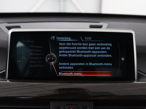 BMW X1 xDrive20i High Executive | Panoramadak | Leder | Stoel & stuurverwarming | Trekhaak | Park Assist | DAB | Navigatie | Full LED | Sportstoelen