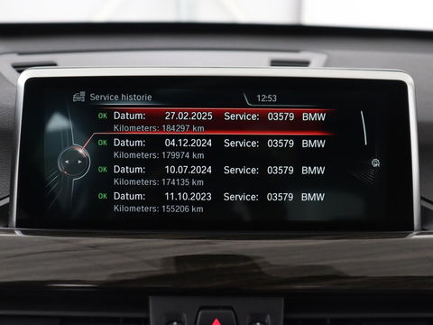 BMW X1 xDrive20i High Executive | Panoramadak | Leder | Stoel & stuurverwarming | Trekhaak | Park Assist | DAB | Navigatie | Full LED | Sportstoelen