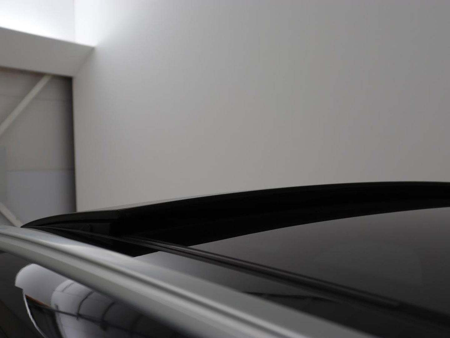 BMW X1 xDrive20i High Executive | Panoramadak | Leder | Stoel & stuurverwarming | Trekhaak | Park Assist | DAB | Navigatie | Full LED | Sportstoelen