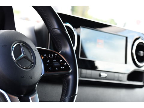 Mercedes-Benz Sprinter 316 2.2 CDI L2H2 DC PB Edition Camera, 3500kg Trekhaak, Cruise, Carplay, 10,5'' Mbux, Sensoren, LED, Automaat, Uniek!