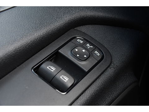 Mercedes-Benz Sprinter 316 2.2 CDI L2H2 DC PB Edition Camera, 3500kg Trekhaak, Cruise, Carplay, 10,5'' Mbux, Sensoren, LED, Automaat, Uniek!