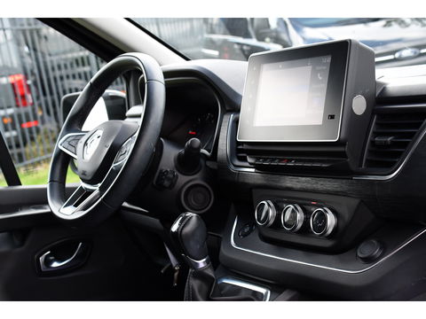Renault Trafic 2.0 dCi 150 T30 L2H1 Luxe Black Edition Camera, Cruise, Carplay, 150pk, Clima, Automaat, Keyless, LED, Trekhaak, Uniek!