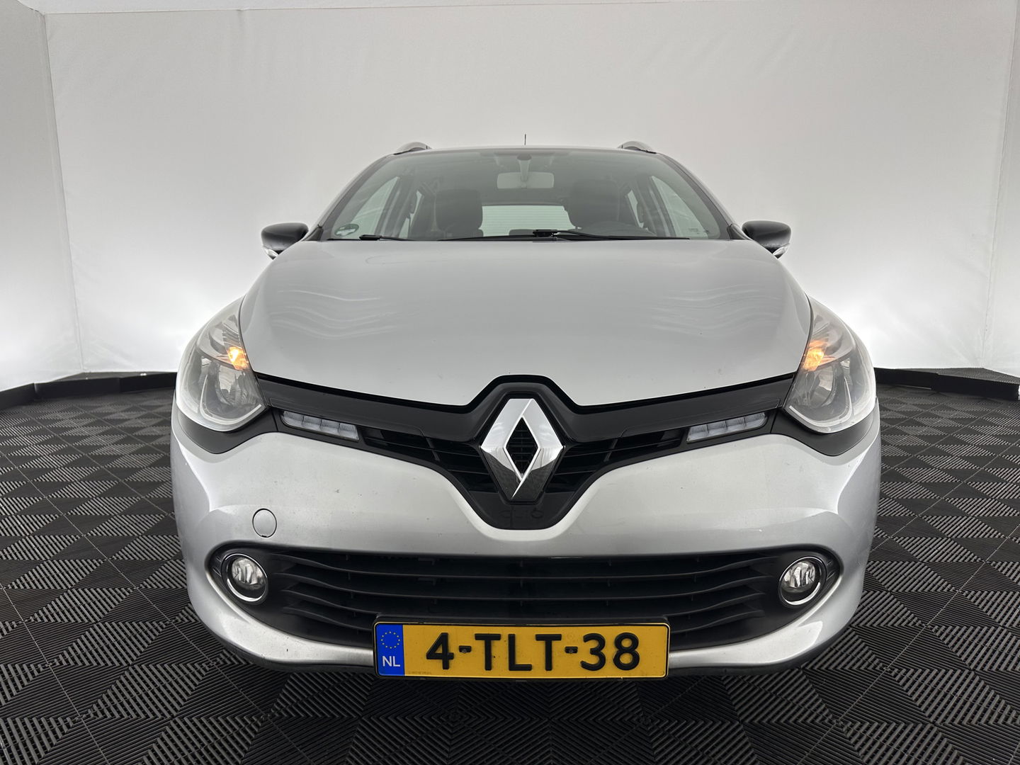 Renault Clio Estate 1.5 dCi ECO Expression *NAVI-FULLMAP | AIRCO | CRUISE | BASS-REFLEX-SOUND | 16''ALU | TOWBAR*