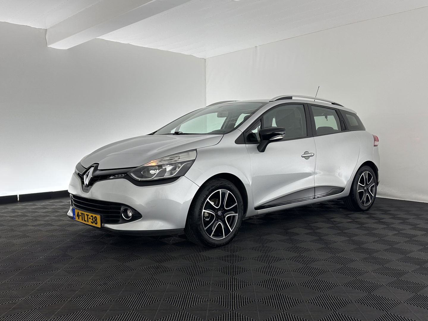 Renault Clio Estate 1.5 dCi ECO Expression *NAVI-FULLMAP | AIRCO | CRUISE | BASS-REFLEX-SOUND | 16''ALU | TOWBAR*