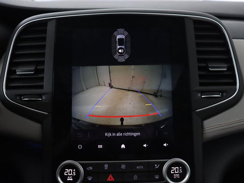 Renault Talisman 1.3 TCe Initiale Paris | Panoramadak | Stoelventilatie | Head-Up | Leder | Camera | Trekhaak | Adaptive cruise | Carplay | 4 Control | Matrix LED | Navigatie | Keyless | Massage