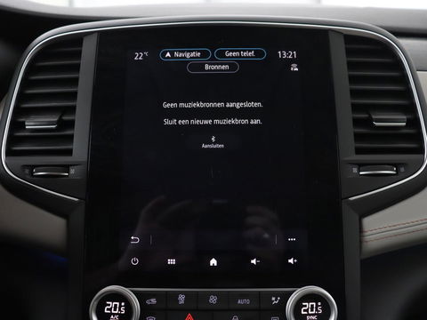 Renault Talisman 1.3 TCe Initiale Paris | Panoramadak | Stoelventilatie | Head-Up | Leder | Camera | Trekhaak | Adaptive cruise | Carplay | 4 Control | Matrix LED | Navigatie | Keyless | Massage