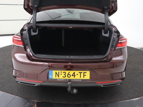 Renault Talisman 1.3 TCe Initiale Paris | Panoramadak | Stoelventilatie | Head-Up | Leder | Camera | Trekhaak | Adaptive cruise | Carplay | 4 Control | Matrix LED | Navigatie | Keyless | Massage