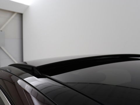 Renault Talisman 1.3 TCe Initiale Paris | Panoramadak | Stoelventilatie | Head-Up | Leder | Camera | Trekhaak | Adaptive cruise | Carplay | 4 Control | Matrix LED | Navigatie | Keyless | Massage