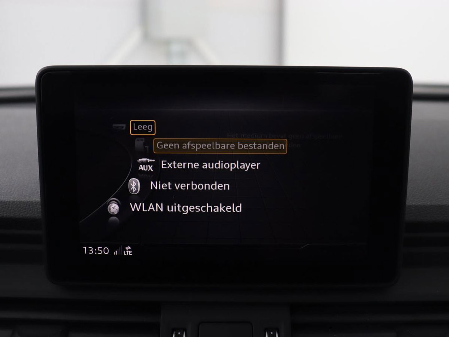 Audi Q5 50 TFSIe quattro S edition | Leder | Luchtvering | Stoelverwarming | Trekhaak | Full LED | Keyless | Navigatie | Sportstoelen
