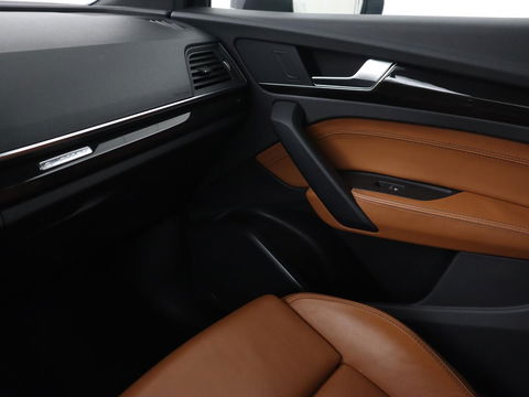 Audi Q5 50 TFSIe quattro S edition | Leder | Luchtvering | Stoelverwarming | Trekhaak | Full LED | Keyless | Navigatie | Sportstoelen