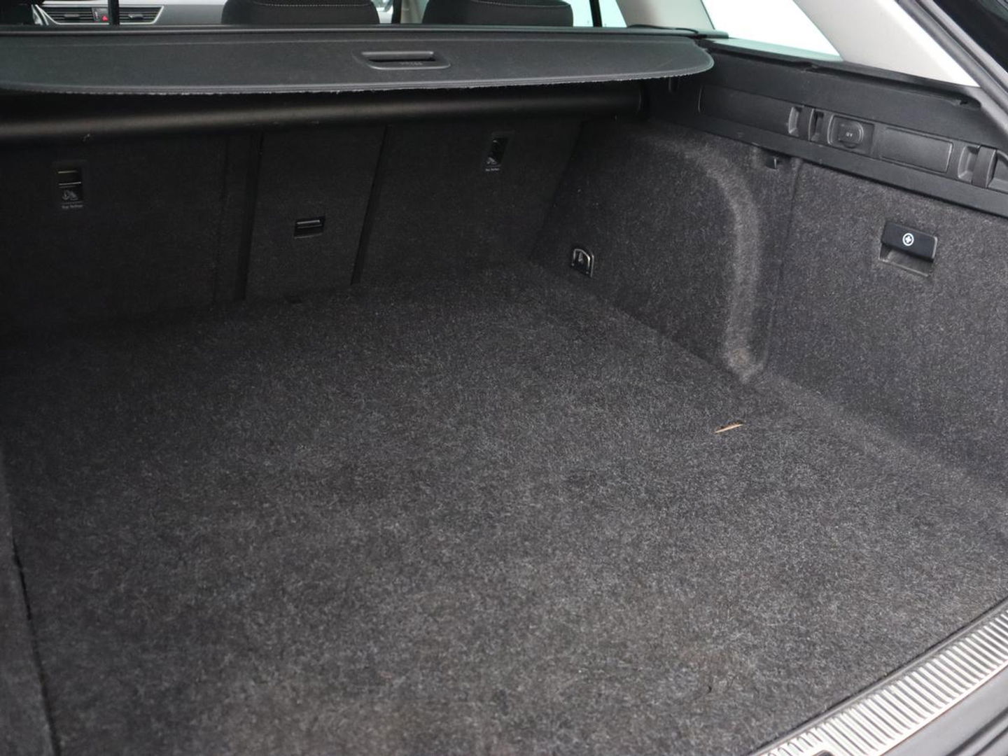 Škoda Superb 1.4 TSI iV Business Edition | Trekhaak | Stoelverwarming | Adaptive cruise | Carplay | Virtual Cockpit | Full LED | Keyless | Navigatie