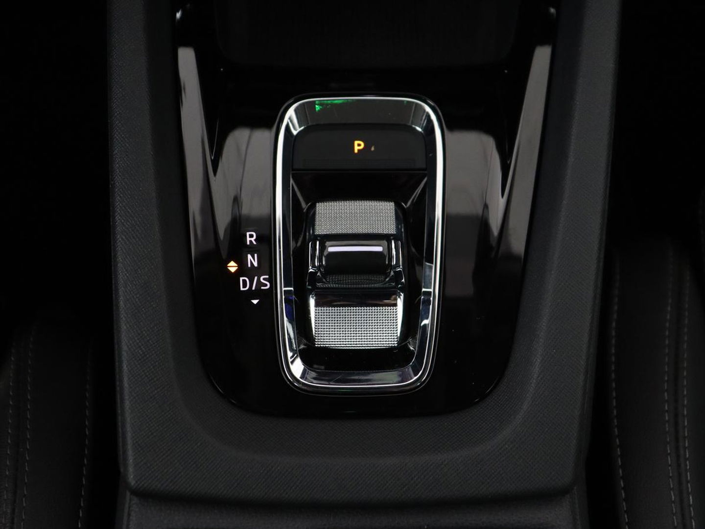 Škoda Octavia 1.4 TSI iV Style | Stoelventilatie | Panoramadak | Head-Up | Leder | Adaptive cruise | Massage | 19'' | Adaptive cruise | Camera | Sfeerverlichting | Memory | Achterbankverwarming | Virtual Cockpit