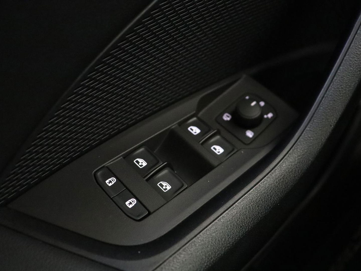 Škoda Octavia 1.4 TSI iV Style | Stoelventilatie | Panoramadak | Head-Up | Leder | Adaptive cruise | Massage | 19'' | Adaptive cruise | Camera | Sfeerverlichting | Memory | Achterbankverwarming | Virtual Cockpit