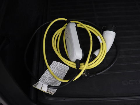 Škoda Octavia 1.4 TSI iV Style | Stoelventilatie | Panoramadak | Head-Up | Leder | Adaptive cruise | Massage | 19'' | Adaptive cruise | Camera | Sfeerverlichting | Memory | Achterbankverwarming | Virtual Cockpit