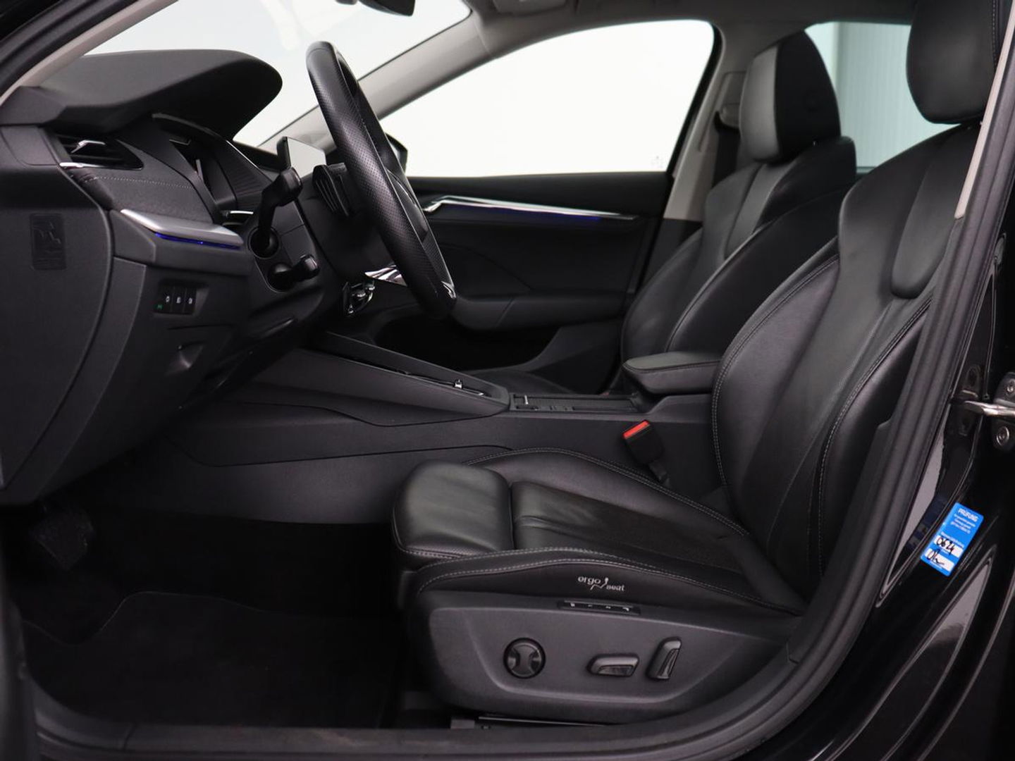 Škoda Octavia 1.4 TSI iV Style | Stoelventilatie | Panoramadak | Head-Up | Leder | Adaptive cruise | Massage | 19'' | Adaptive cruise | Camera | Sfeerverlichting | Memory | Achterbankverwarming | Virtual Cockpit