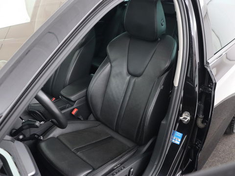 Škoda Octavia 1.4 TSI iV Style | Stoelventilatie | Panoramadak | Head-Up | Leder | Adaptive cruise | Massage | 19'' | Adaptive cruise | Camera | Sfeerverlichting | Memory | Achterbankverwarming | Virtual Cockpit