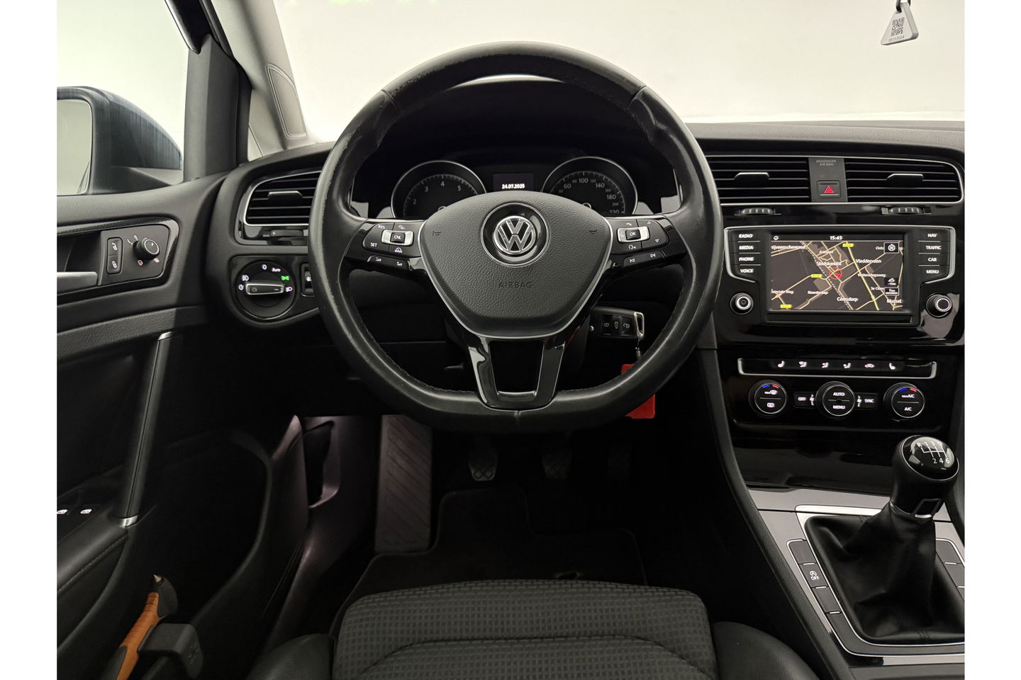 Volkswagen Golf 1.2 TSI Camera Trekhaak Clima Cruise Massagestoel Navi PDC 17''LMV