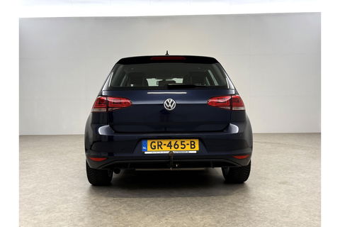 Volkswagen Golf 1.2 TSI Camera Trekhaak Clima Cruise Massagestoel Navi PDC 17''LMV