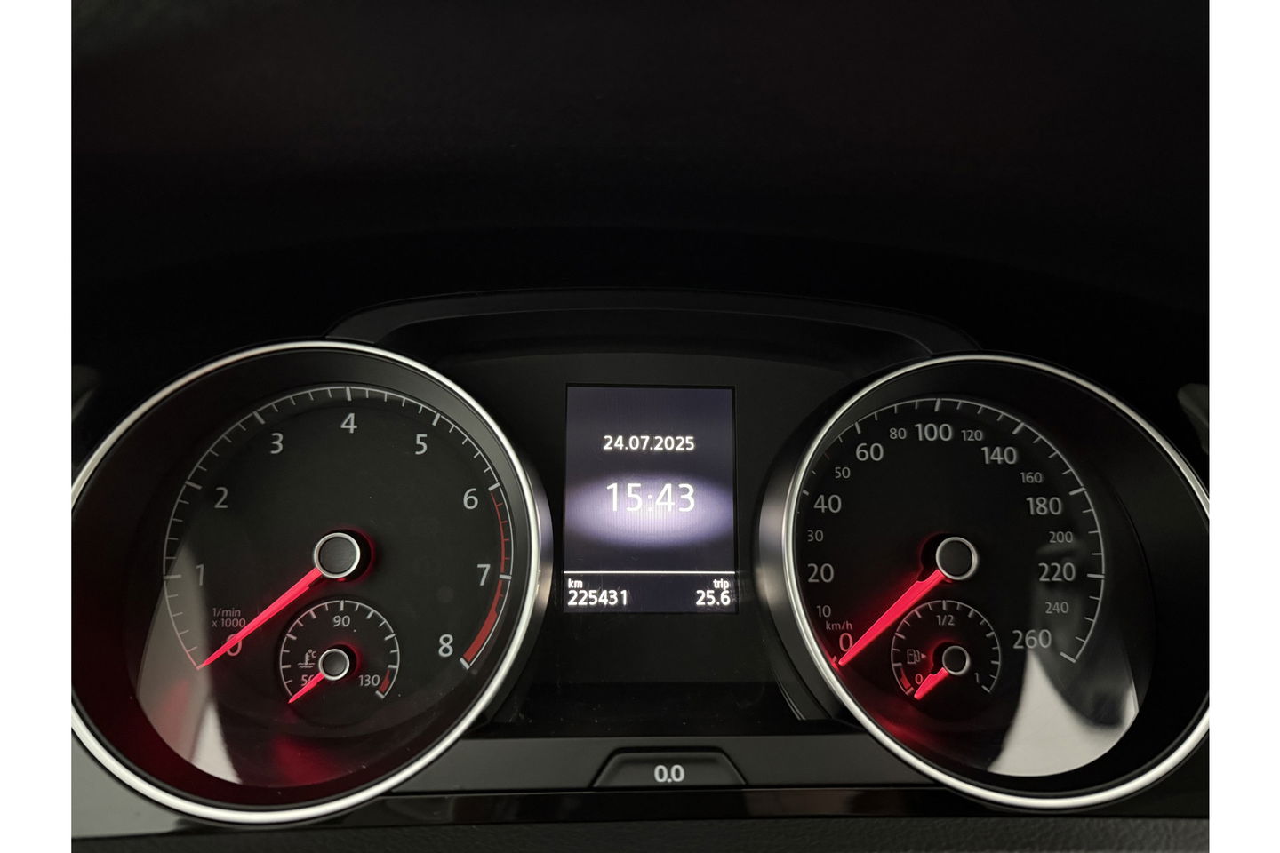 Volkswagen Golf 1.2 TSI Camera Trekhaak Clima Cruise Massagestoel Navi PDC 17''LMV