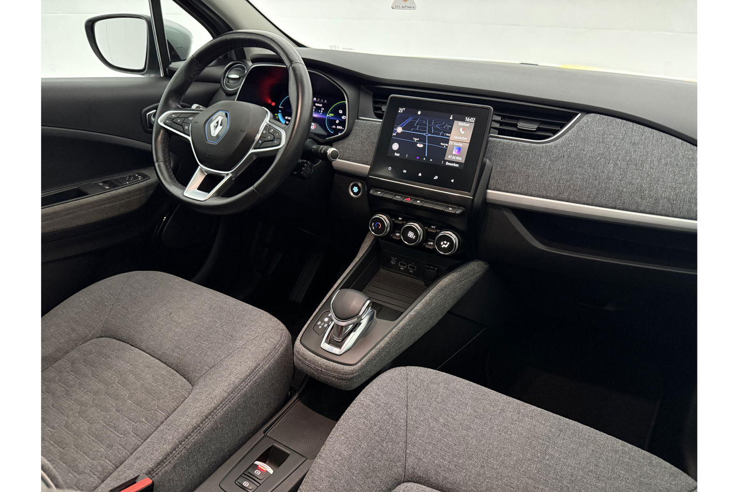 Renault ZOE R110 Life 52 kWh Huur Accu Airco Cruise Virtual Navi LED 16"LMV