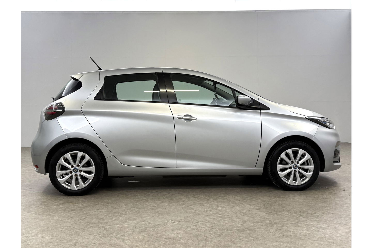 Renault ZOE R110 Life 52 kWh Huur Accu Airco Cruise Virtual Navi LED 16"LMV