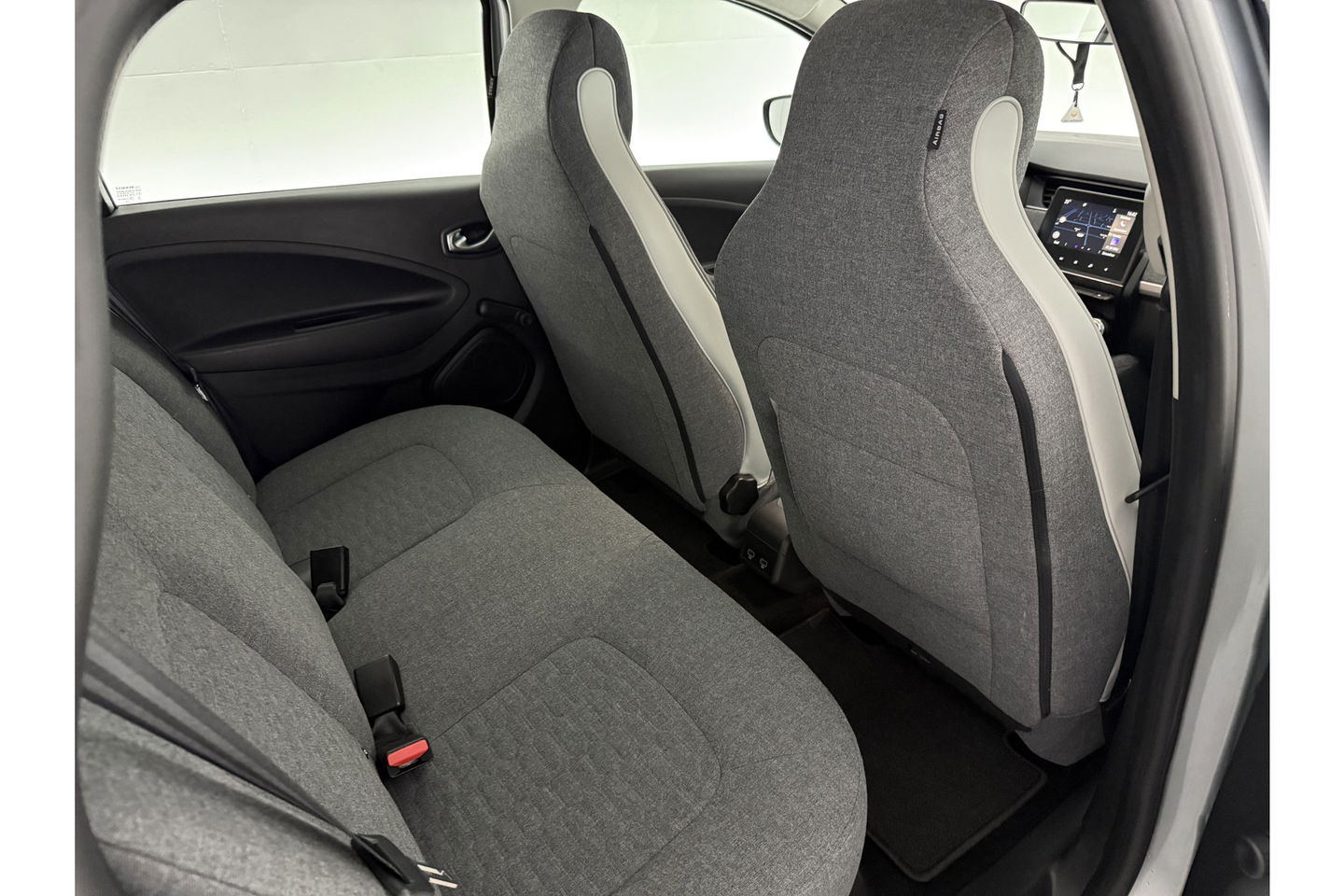 Renault ZOE R110 Life 52 kWh Huur Accu Airco Cruise Virtual Navi LED 16"LMV
