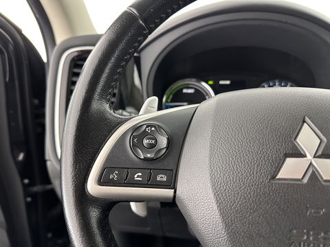 Mitsubishi Outlander 2.0 PHEV Business Edition X-Line Aut. *1/2LEATHER | NAVI-FULLMAP | KEYLESS | CAMERA | COMFORT-SEATS | ECC | PDC | CRUISE | 17''ALU | TOWBAR*