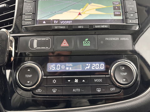 Mitsubishi Outlander 2.0 PHEV Business Edition X-Line Aut. *1/2LEATHER | NAVI-FULLMAP | KEYLESS | CAMERA | COMFORT-SEATS | ECC | PDC | CRUISE | 17''ALU | TOWBAR*