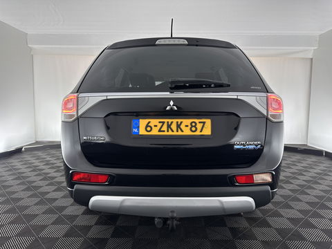 Mitsubishi Outlander 2.0 PHEV Business Edition X-Line Aut. *1/2LEATHER | NAVI-FULLMAP | KEYLESS | CAMERA | COMFORT-SEATS | ECC | PDC | CRUISE | 17''ALU | TOWBAR*