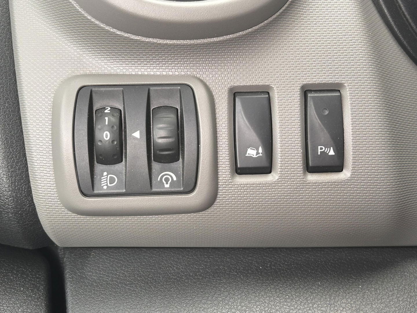 Renault Trafic 1.6 120pk L2H1 Comfort | Navigatie | Camera | Trekhaak | Sidebars |