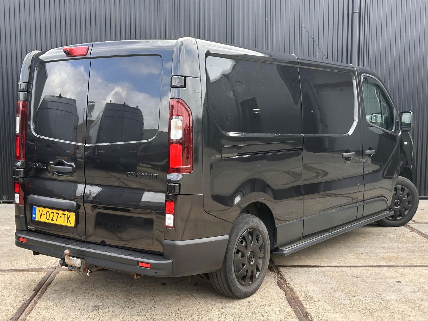 Renault Trafic 1.6 120pk L2H1 Comfort | Navigatie | Camera | Trekhaak | Sidebars |